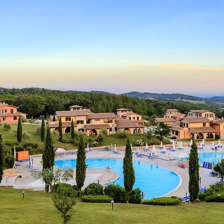 Pian Dei Mucini Resort Le Ville Massa Marittima Extérieur photo