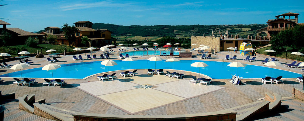 Pian Dei Mucini Resort Le Ville Massa Marittima Extérieur photo